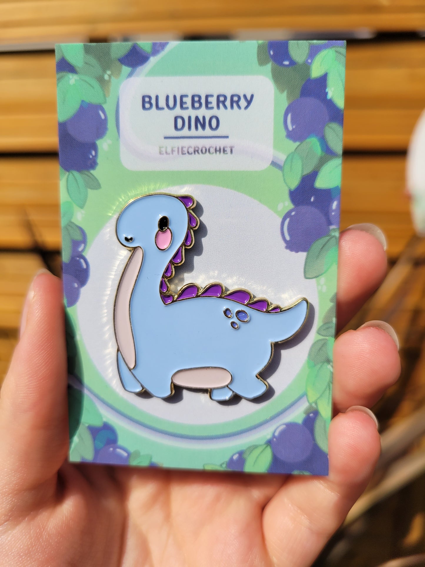 Pin's Blueberry Dino (Myrtille)